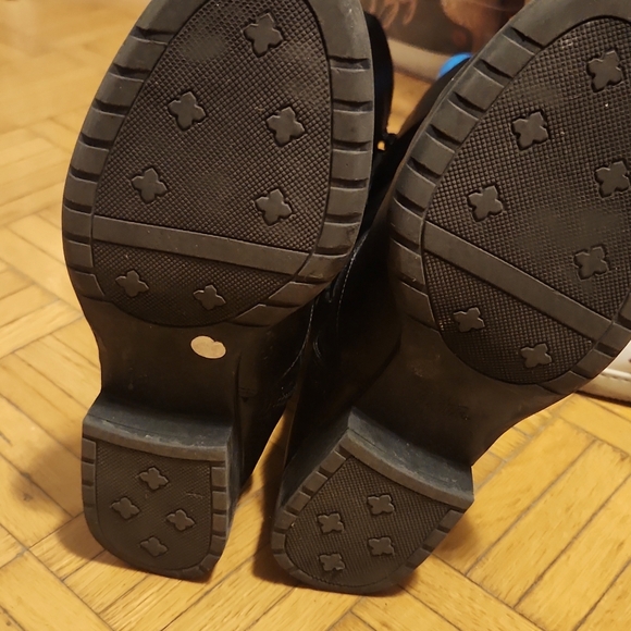 7.5 Lifestride tall boots - Picture 9 of 9